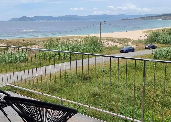 Mar De Queiruga 12 Nadelas بورتو دو سون